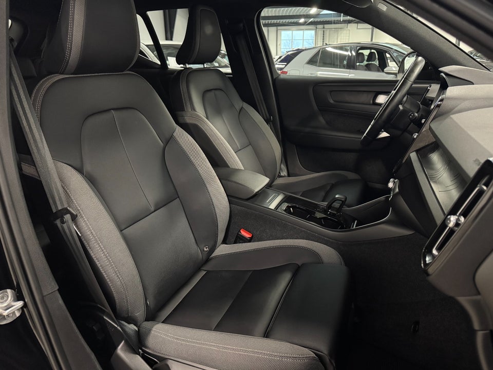 Volvo XC40 ReCharge Plus 5d