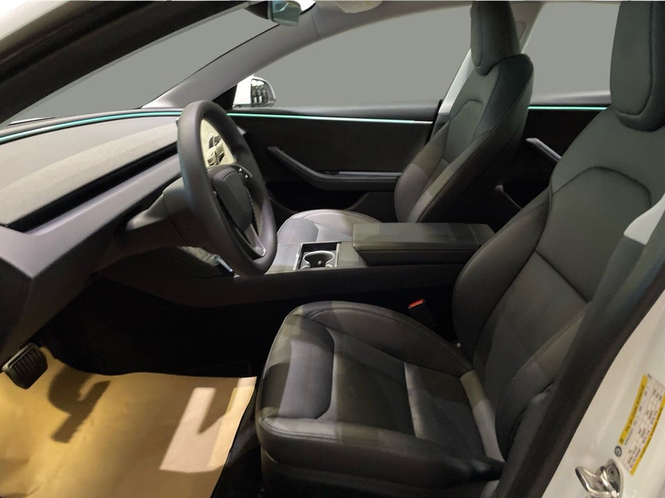 Tesla Model 3 Long Range AWD 4d