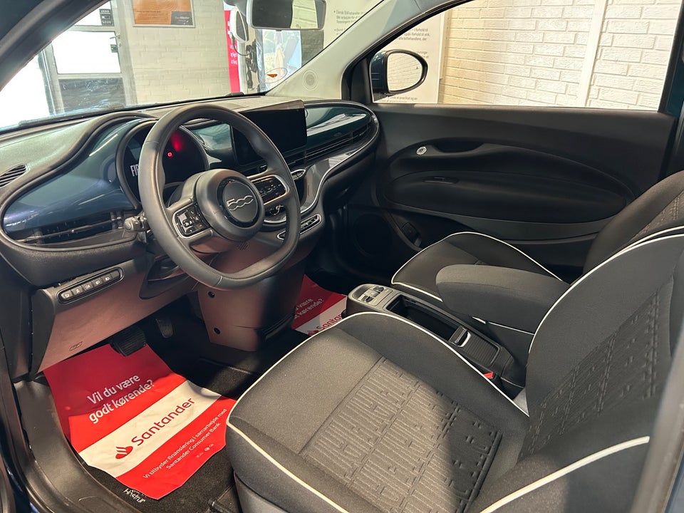 Fiat 500e 42 Icon 3d
