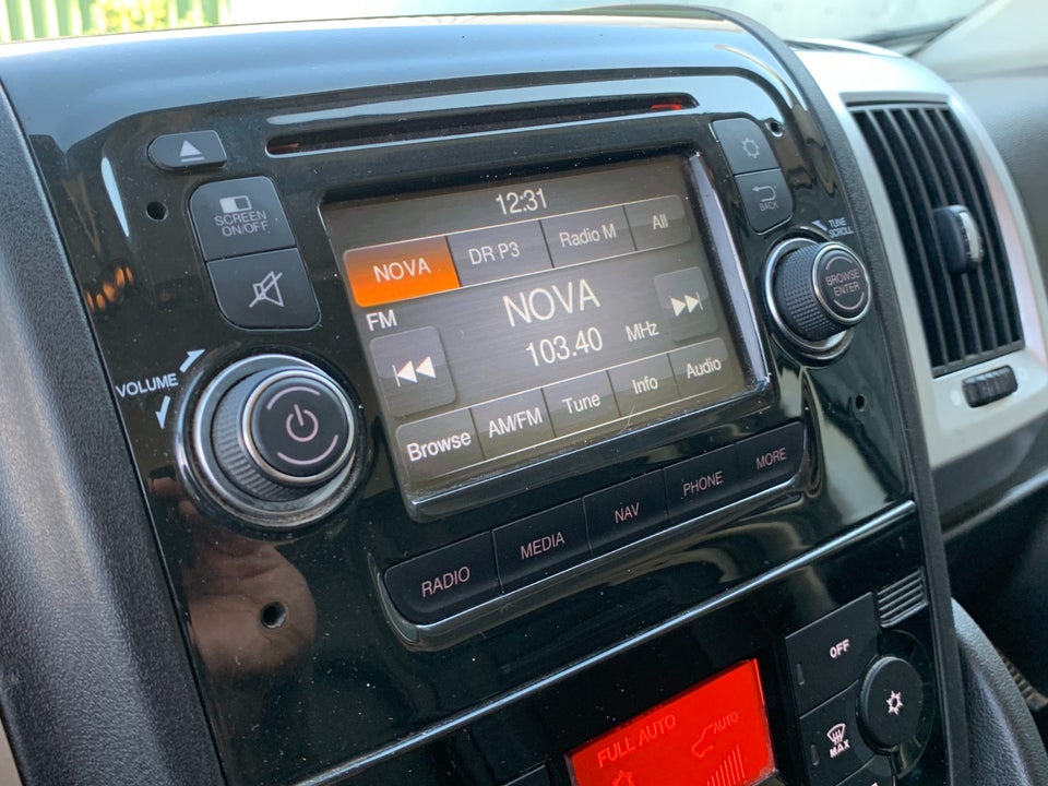 Peugeot Boxer 435 2,0 BlueHDi 163 L4H2 Premium