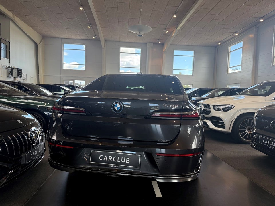 BMW 750e 3,0 Connected xDrive aut. 4d