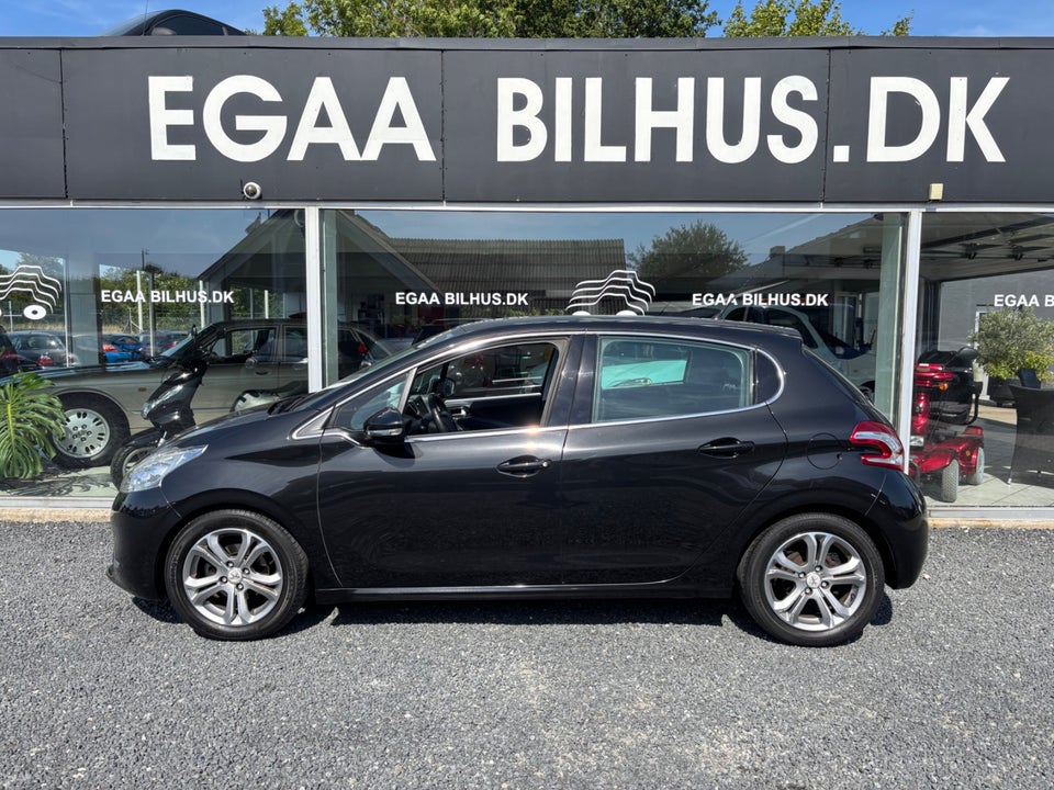 Peugeot 208 1,6 e-HDi 92 Active 5d