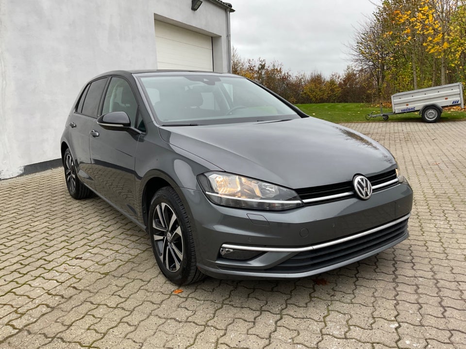 VW Golf VII 1,6 TDi 115 IQ.Drive DSG 5d