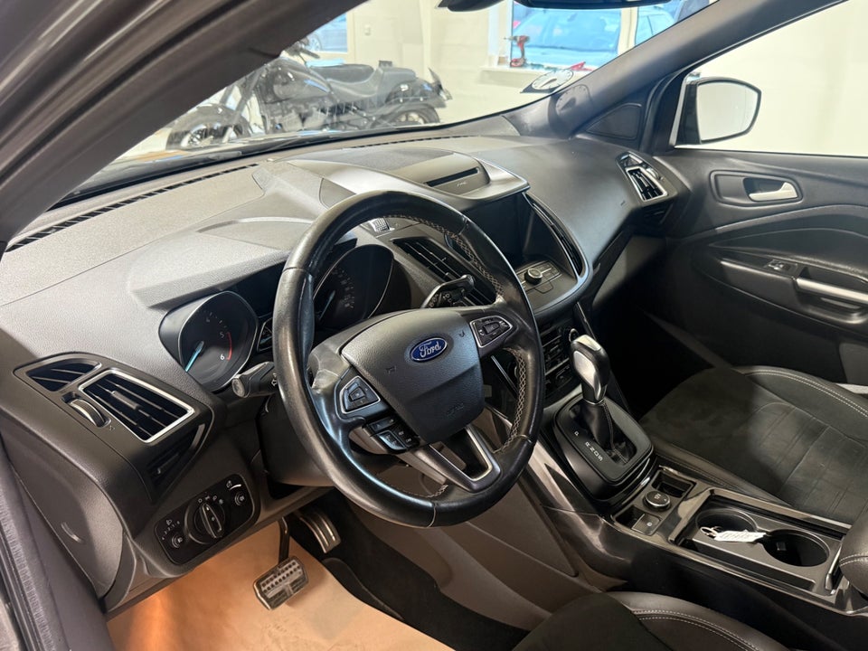 Ford Kuga 1,5 TDCi 120 ST-Line aut. 5d