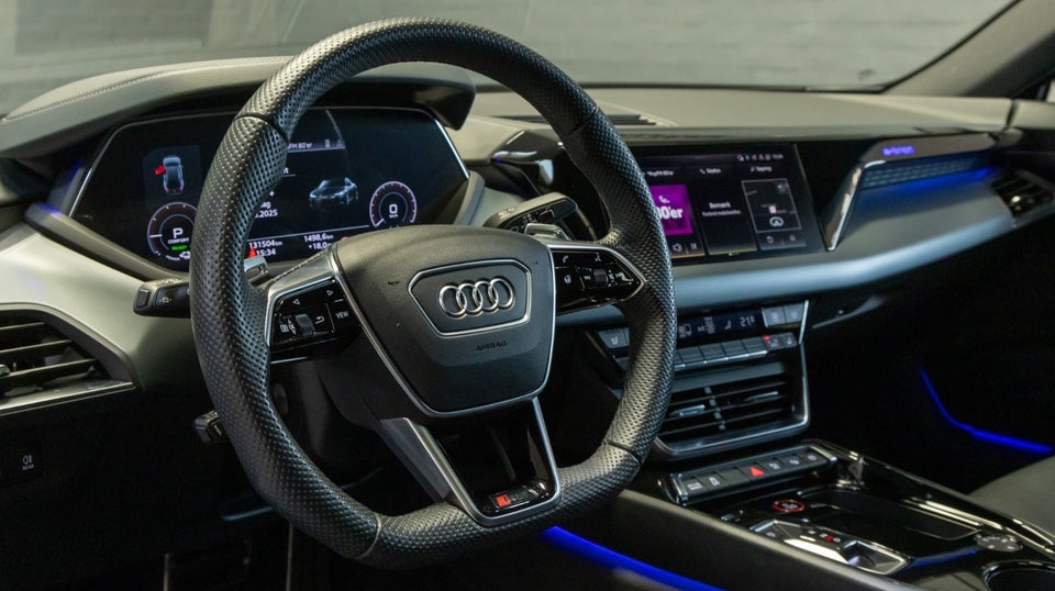 Audi RS e-tron GT quattro 4d