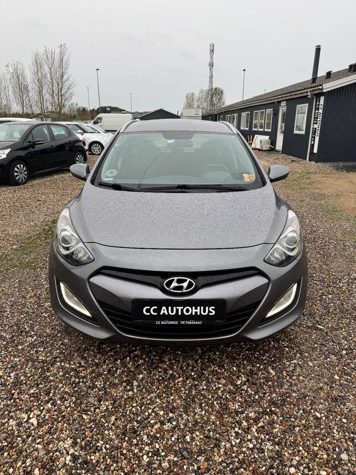 Hyundai i30 1,6 CRDi 110 Comfort Go! CW 5d