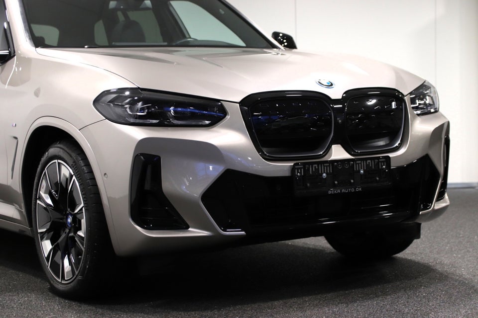 BMW iX3 Charged Plus M-Sport 5d