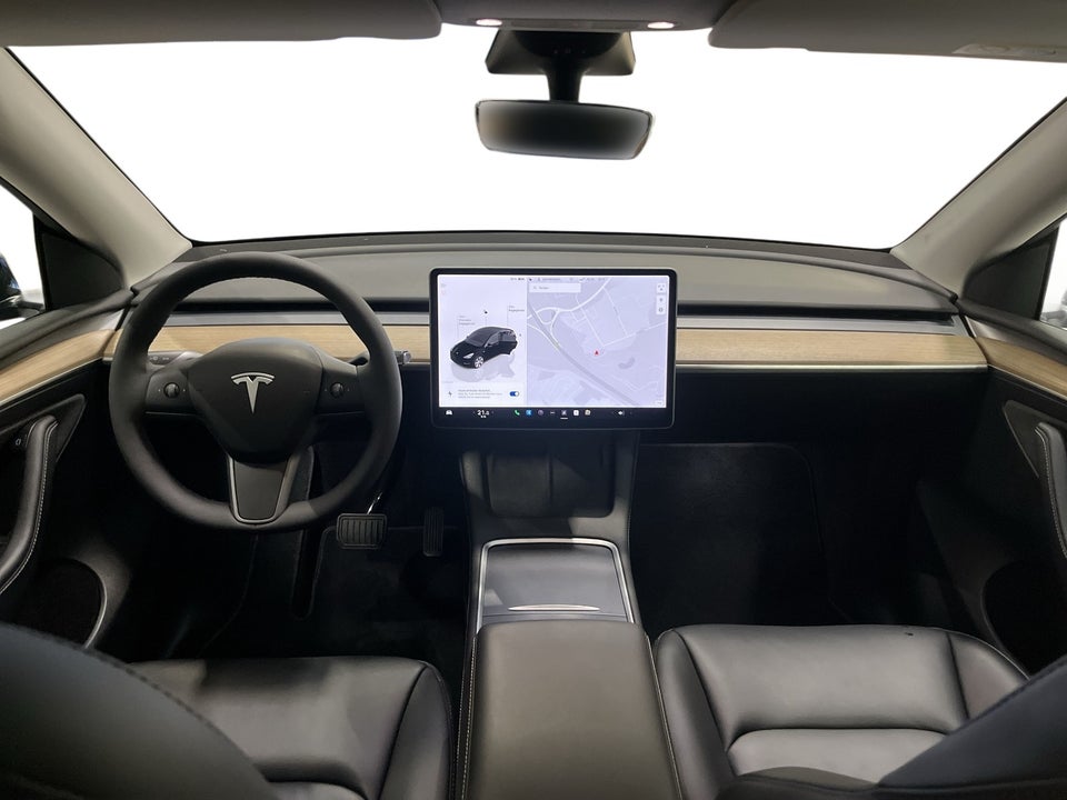 Tesla Model Y RWD 5d