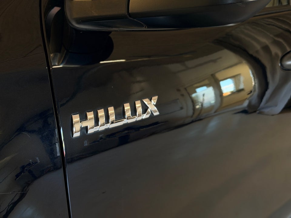 Toyota HiLux 2,4 D-4D 150 T2 Db.Kab 4x4 4d