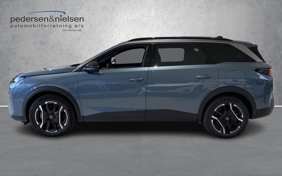 Peugeot e-5008 77 Allure 7prs 5d