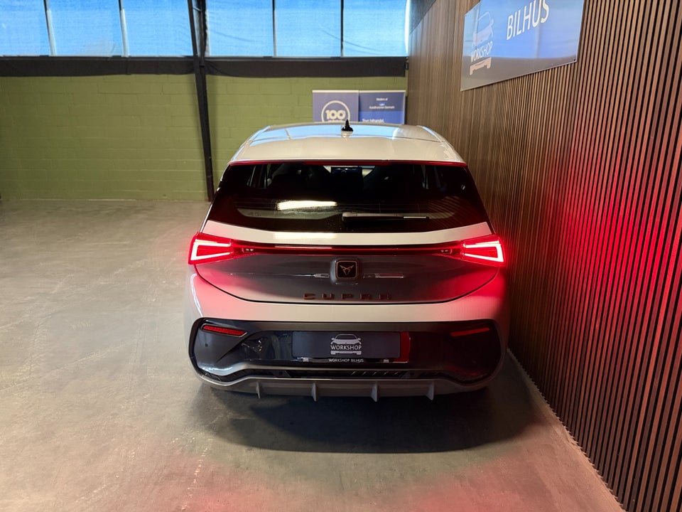 Cupra Born 58  5d