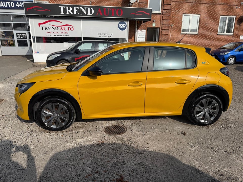 Peugeot e-208 50 Active 5d