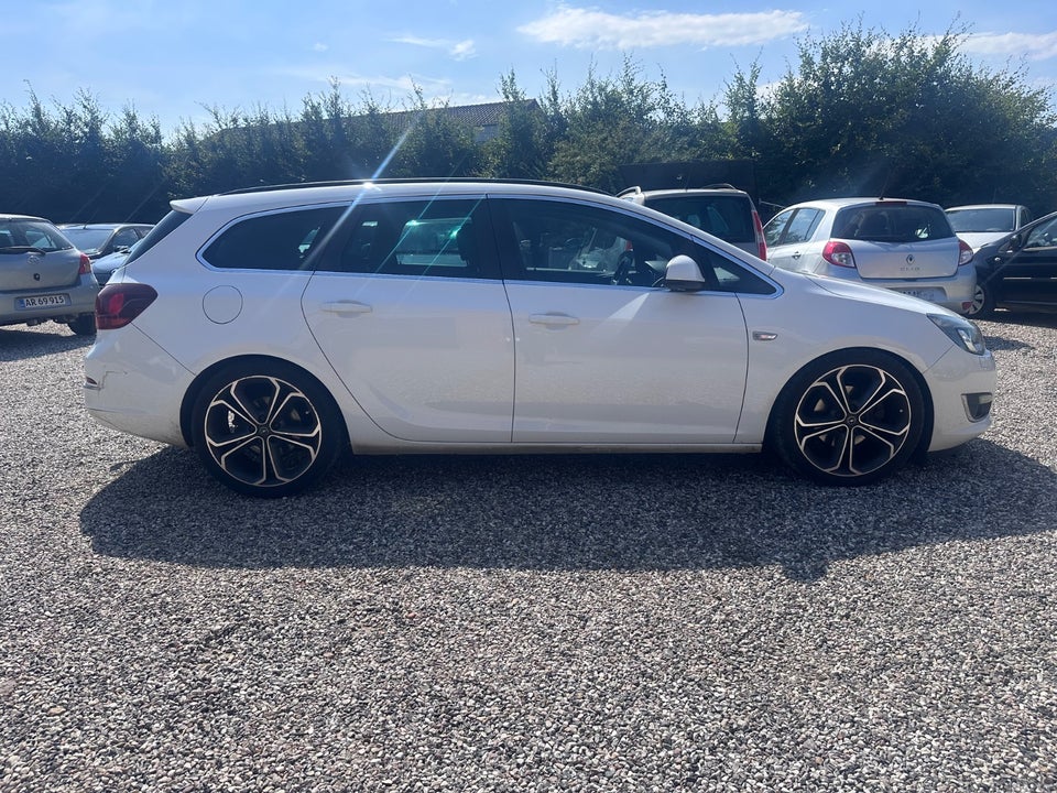 Opel Astra 1,6 CDTi 136 Enjoy Sports Tourer 5d