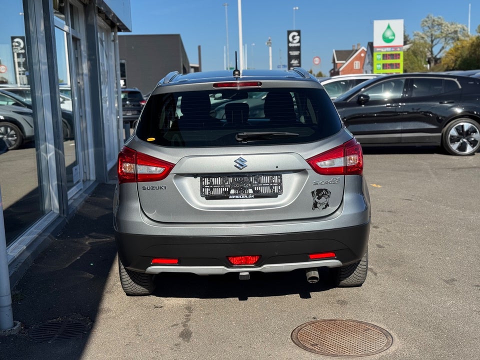 Suzuki S-Cross 1,0 Boosterjet Exclusive 5d