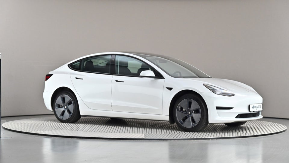 Tesla Model 3 RWD 4d