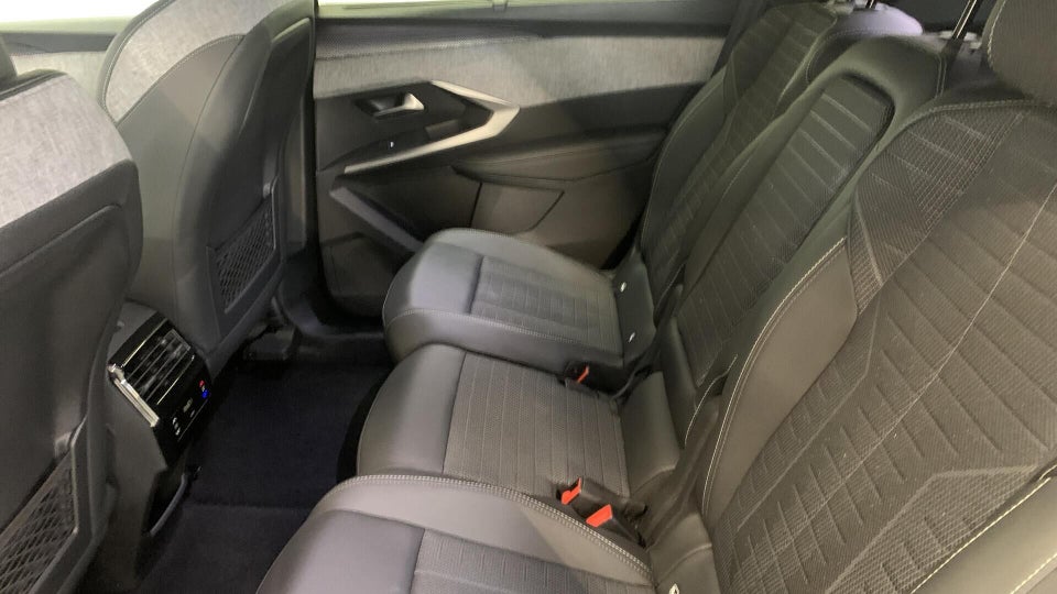 Peugeot e-5008 77 GT 7prs 5d