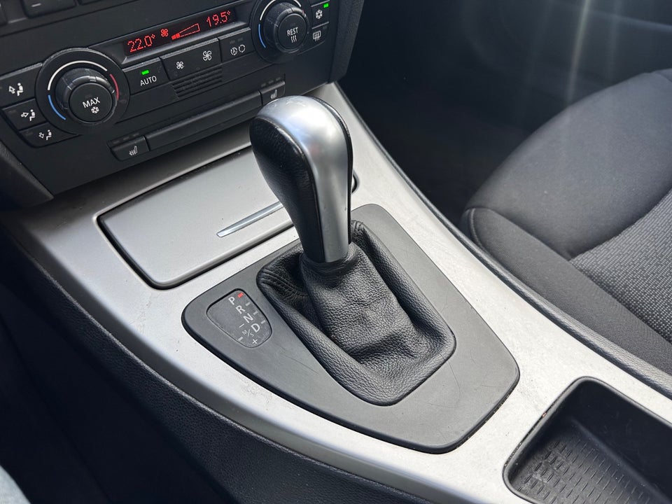 BMW 320d 2,0 Touring Steptr. 5d