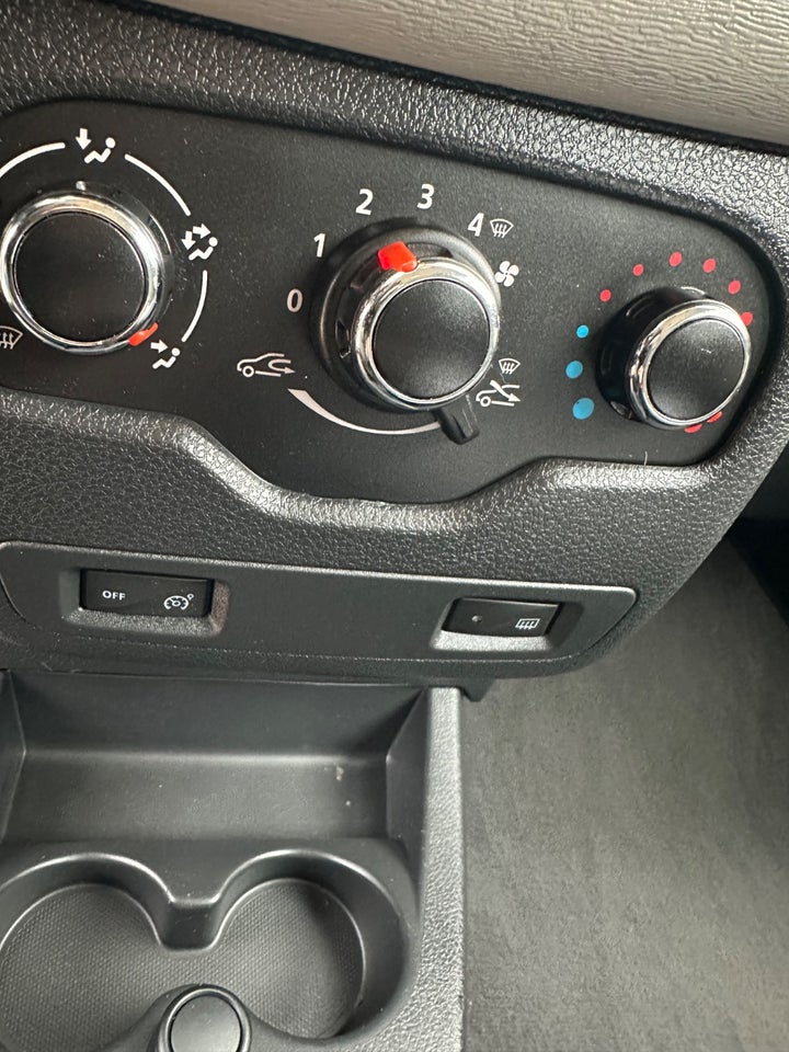 Dacia Lodgy 1,6 16V Ambiance 7prs 5d