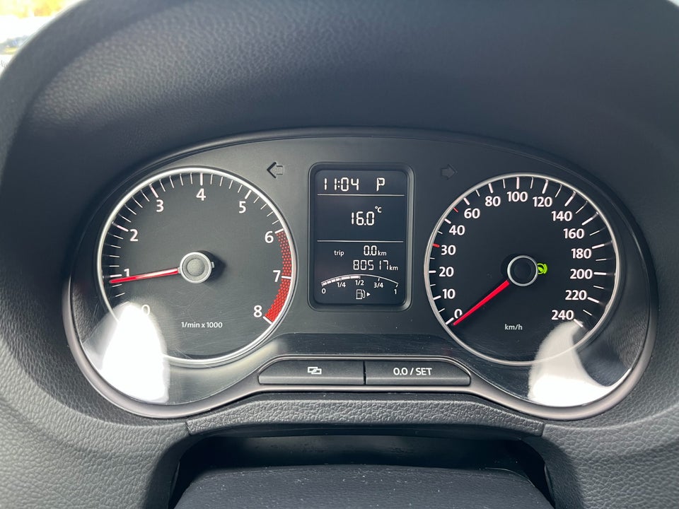 VW Polo 1,4 Comfortline aut. 5d