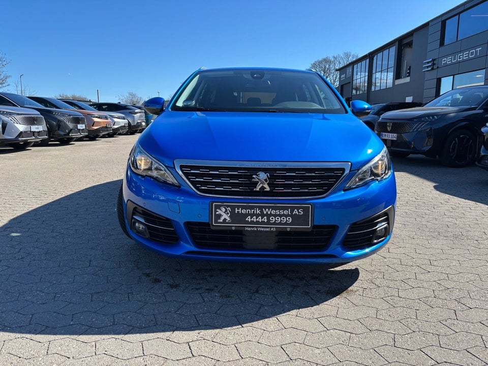 Peugeot 308 1,6 BlueHDi 120 Allure Sky SW EAT6 5d