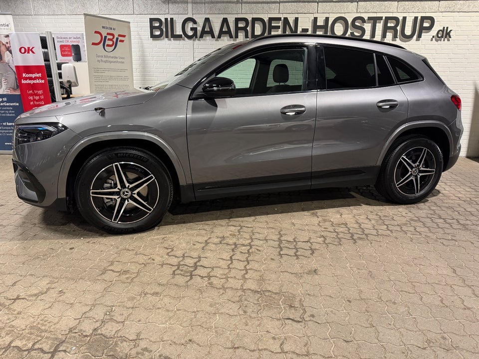 Mercedes EQA350 AMG Line 4Matic 5d