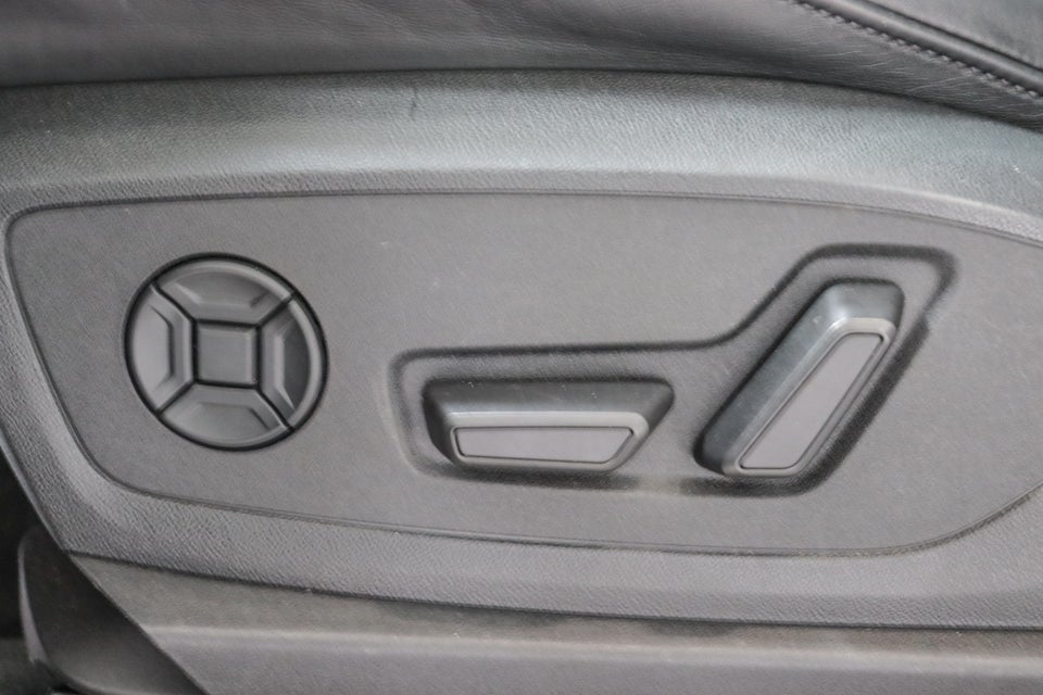 Audi e-tron 55 S-line quattro 5d