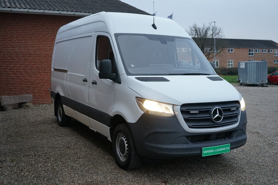 Mercedes Sprinter 317 2,0 CDi A2 Kassevogn aut. RWD