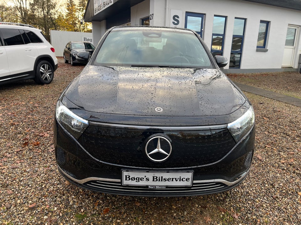 Mercedes EQA300 Progressive 4Matic 5d