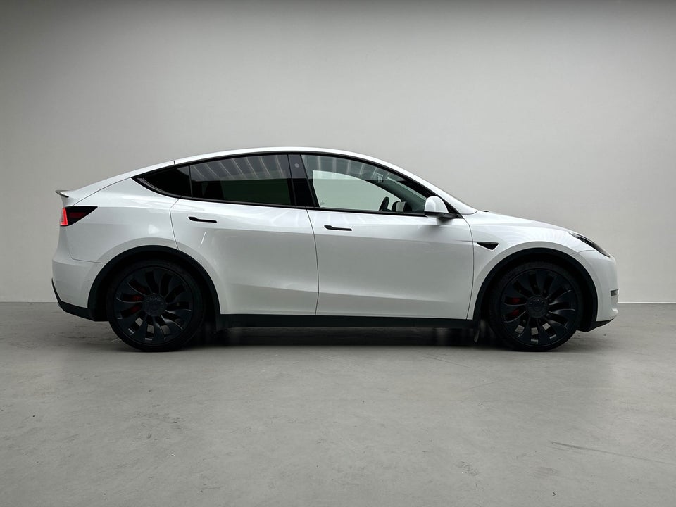 Tesla Model Y Performance AWD 5d