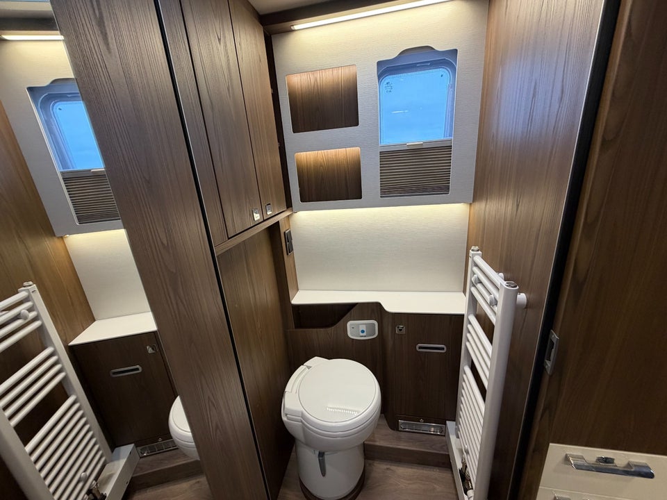 Hymer B-MC I890 2,2 CDi Masterline aut. 2d