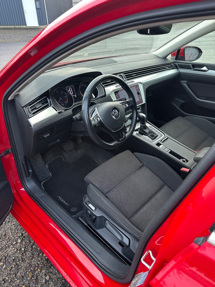 VW Passat 1,6 TDi 120 Highline Variant DSG 5d