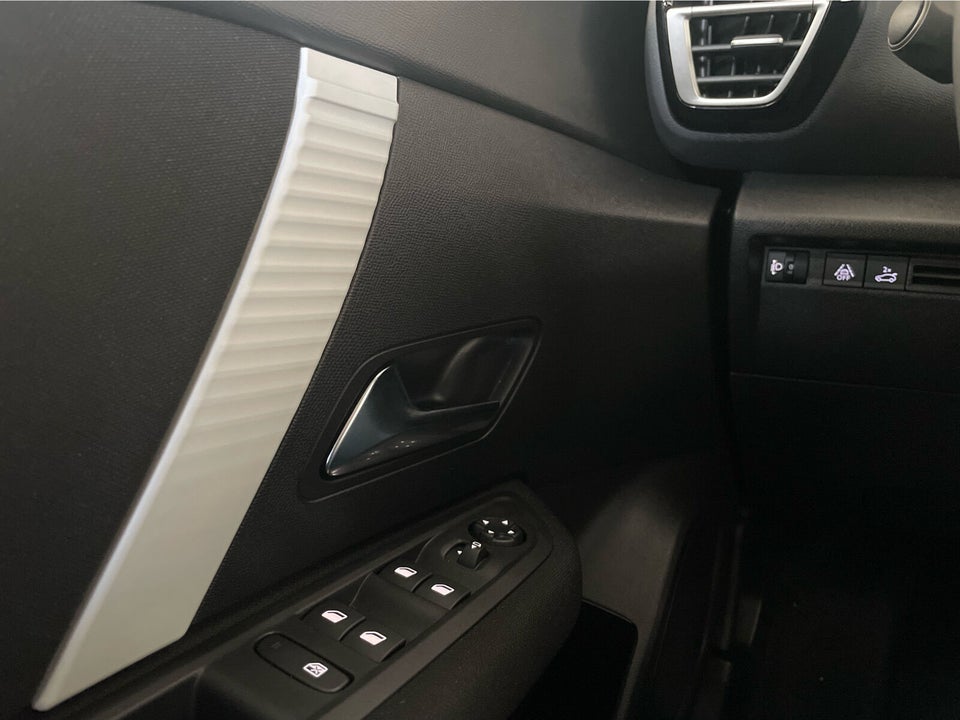 Citroën ë-C4 X 50 Plus 4d