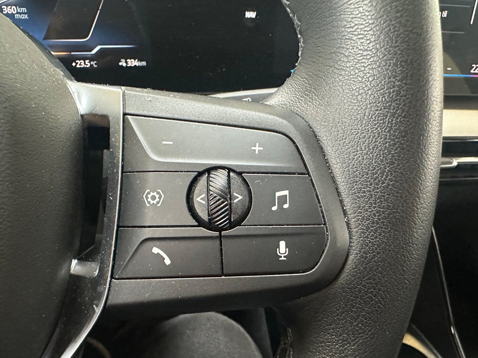 BMW iX2 eDrive20 Fully Charged 5d