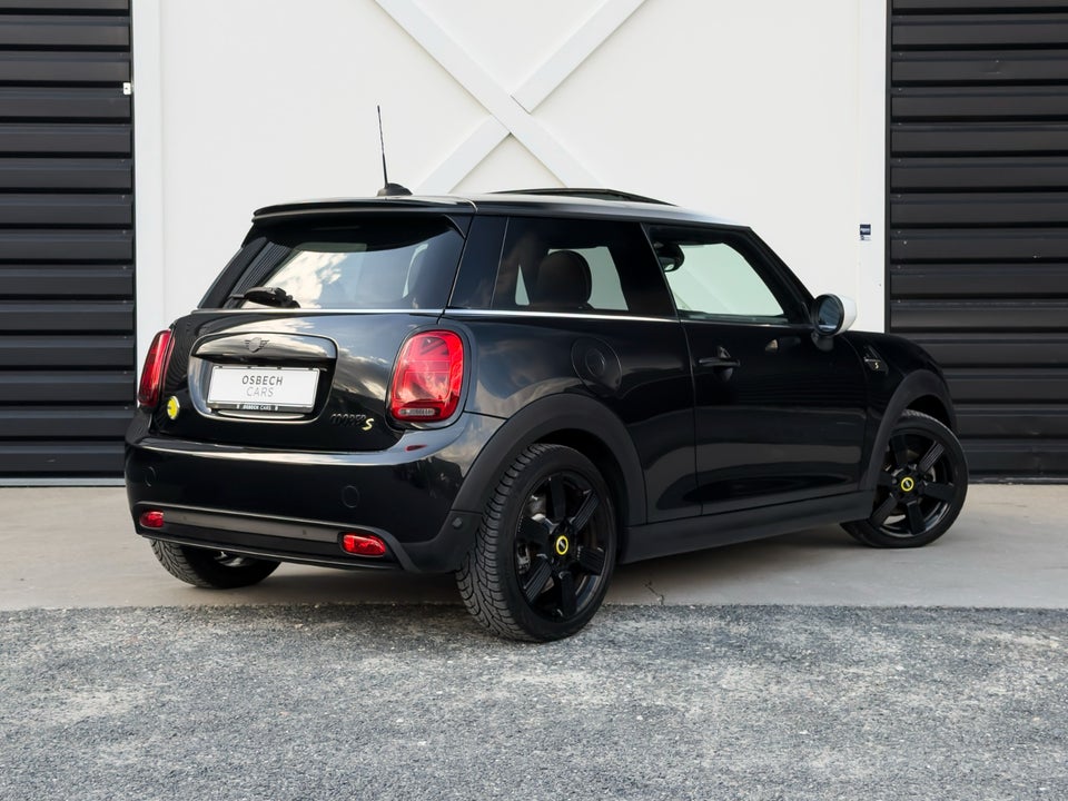MINI Cooper SE Classic Trim 3d