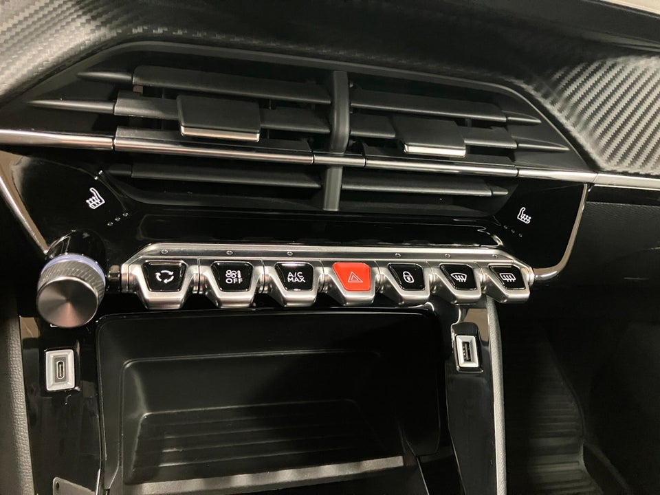 Peugeot e-208 50 Active Pack 5d