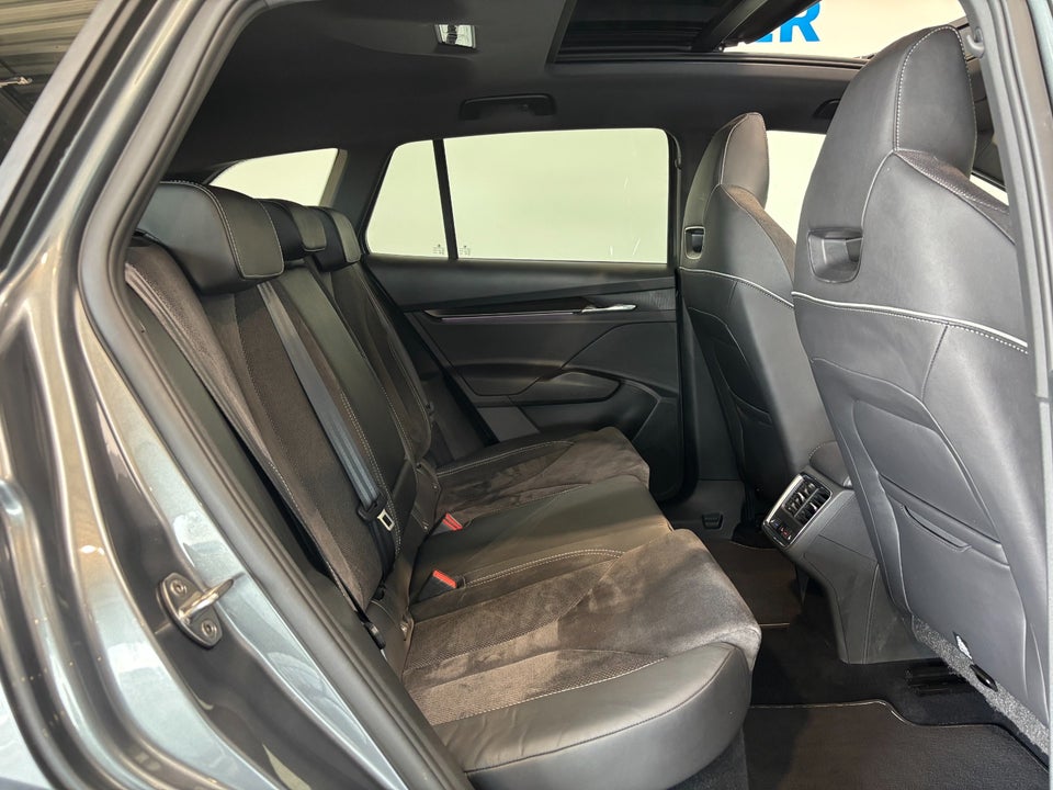 Skoda Enyaq 80 iV Sportline 5d