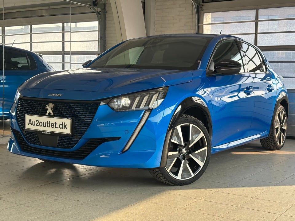 Peugeot e-208 50 GT 5d