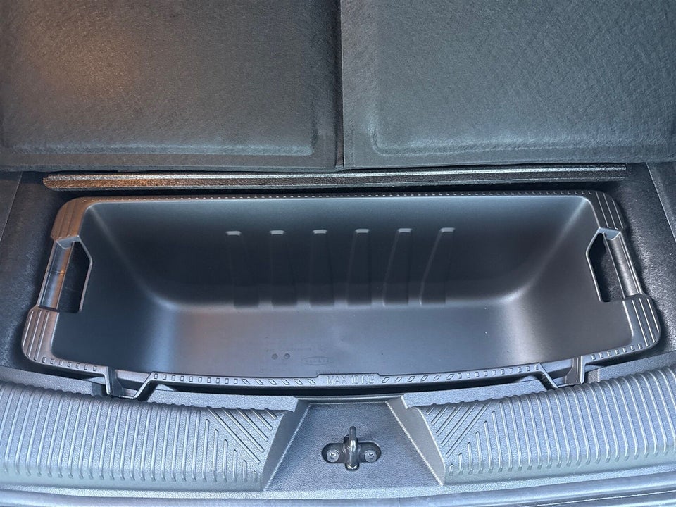 Renault 4 E-Tech 52 Techno 5d