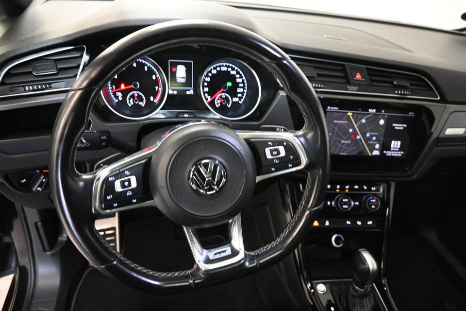 VW Touran 1,8 TSi 180 R-line DSG 7prs 5d