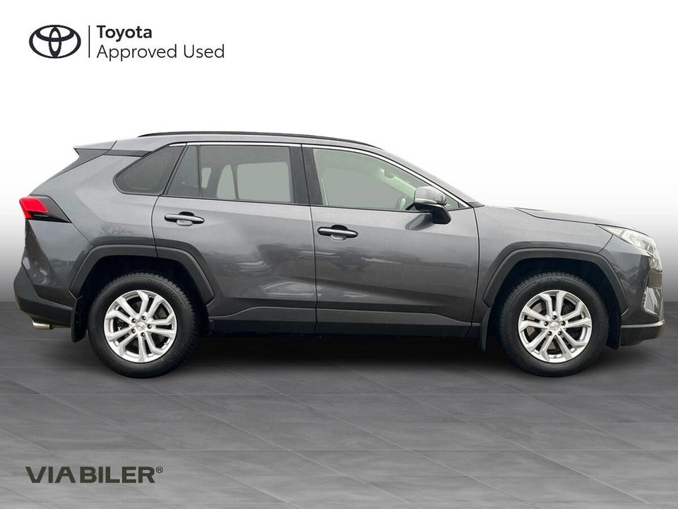Toyota RAV4 2,0 T3 e-CVT 5d