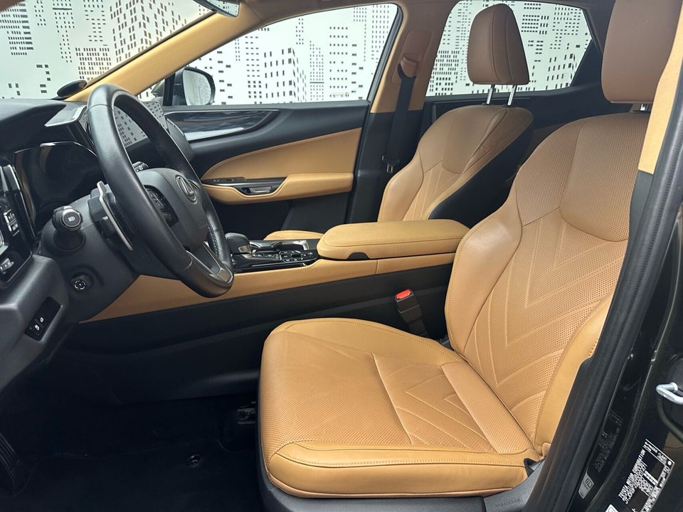 Lexus NX450h+ 2,5 Executive aut. AWD 5d