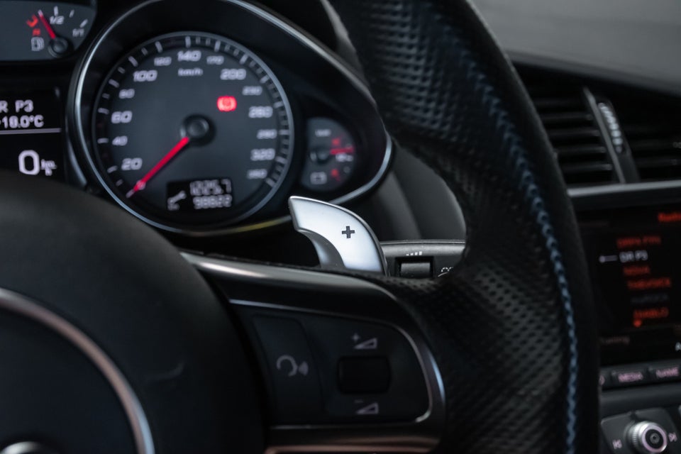 Audi R8 4,2 FSi Coupé quattro S-tr. 2d