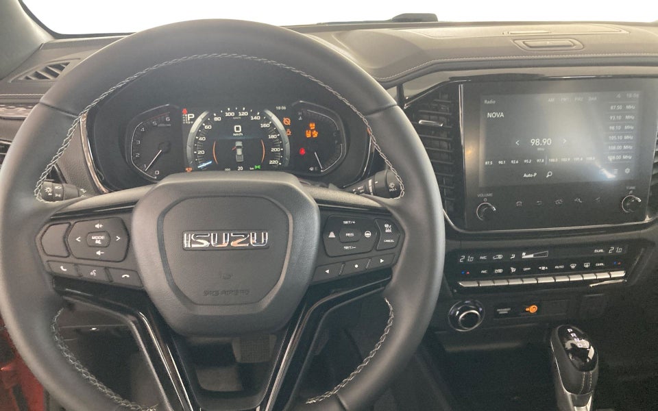 Isuzu D-Max 1,9 TD 163 Crew Cab Exclusive aut. 4d