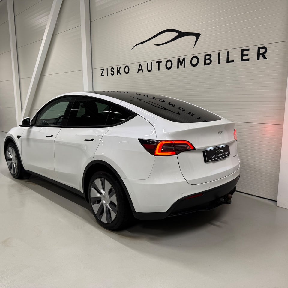 Tesla Model Y Long Range AWD 5d