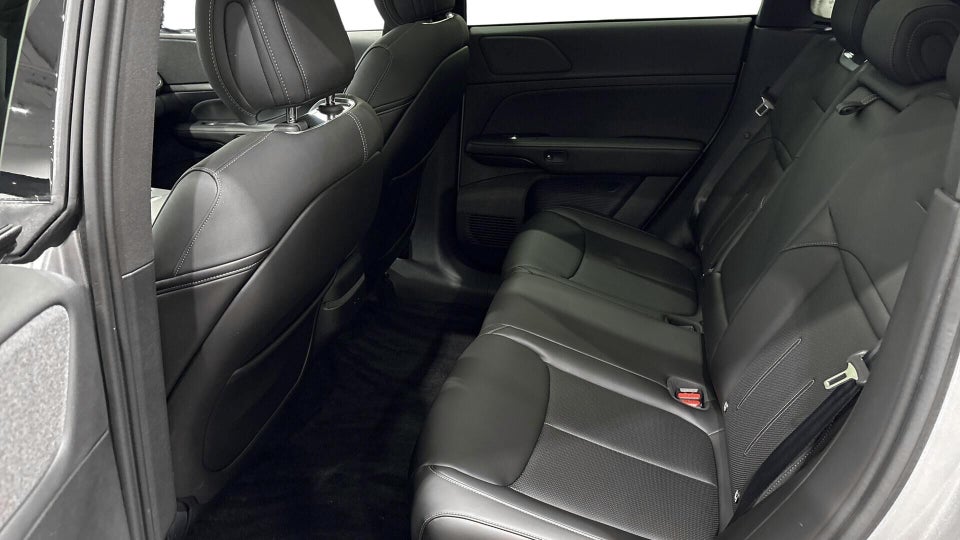 Xpeng G6 Standard Range 5d