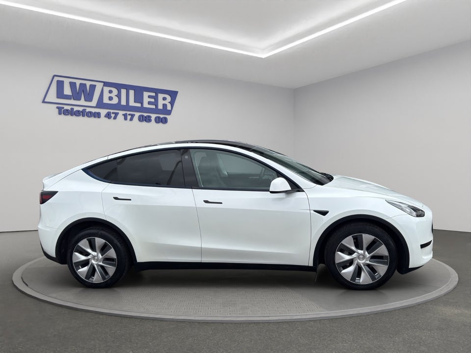 Tesla Model Y RWD 5d