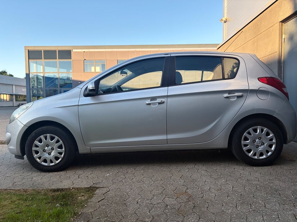 Hyundai i20 1,25 Classic 5d