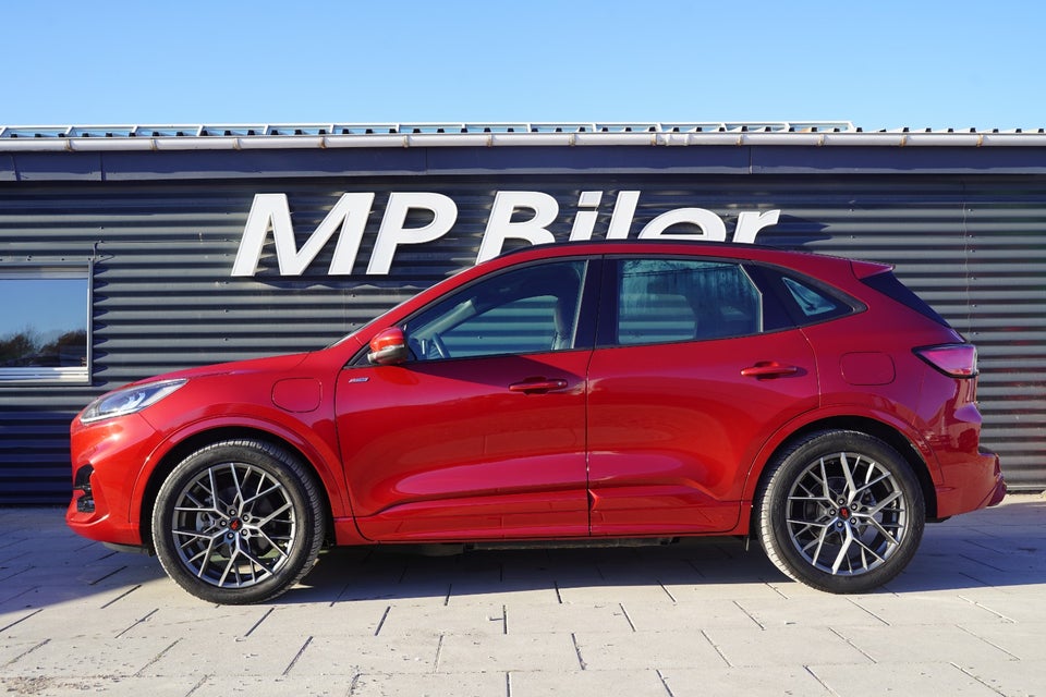 Ford Kuga 2,5 PHEV ST-Line CVT 5d