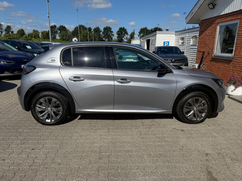 Peugeot e-208 50 Allure 5d