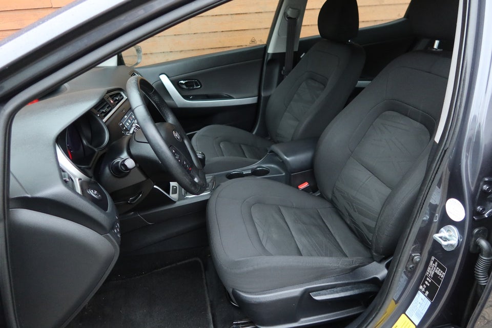 Kia Ceed 1,0 T-GDi Attraction 5d